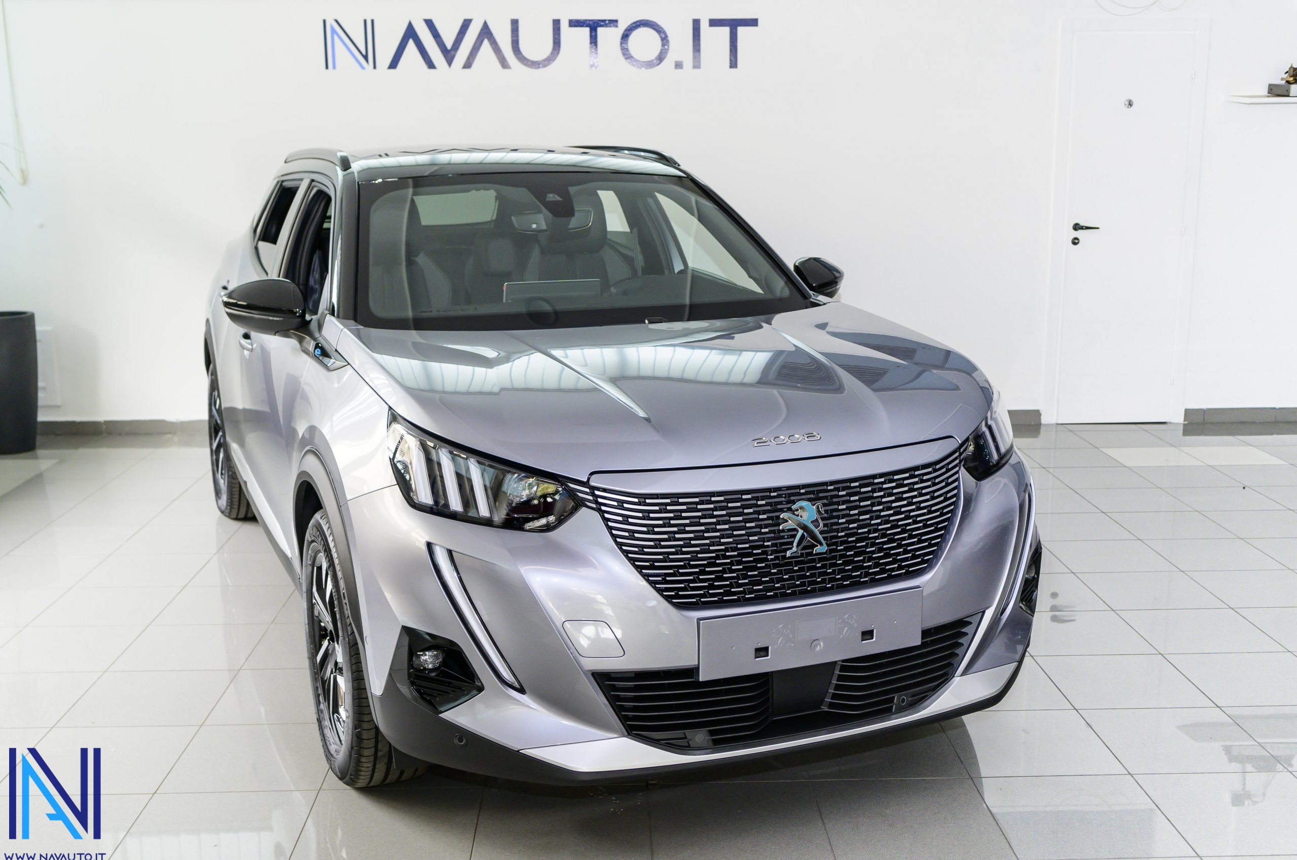 Peugeot 208 GT Electric silver_9